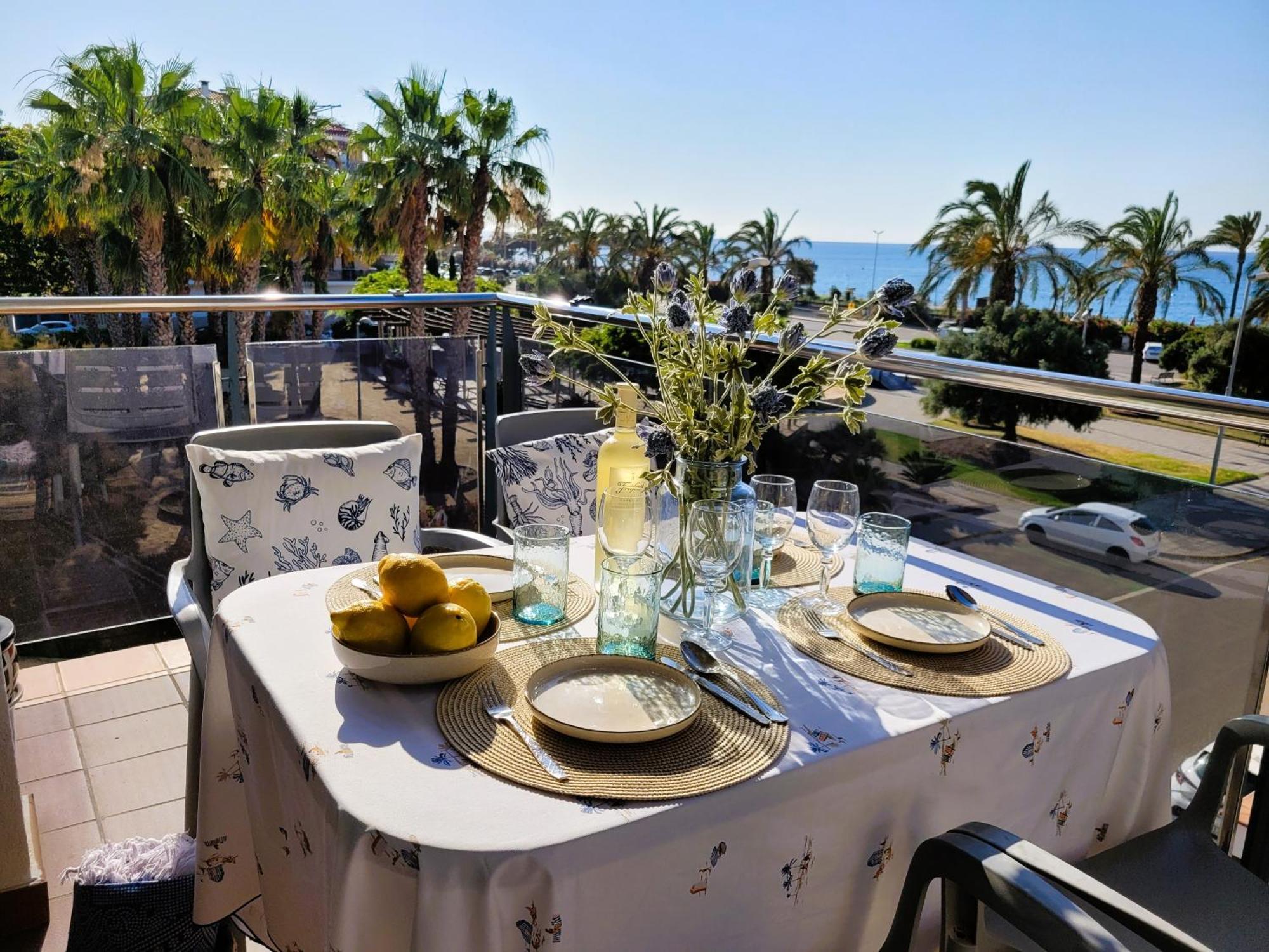 Vistamar Beautiful Apartment With Amazing Sea View Pineda De Mar Zewnętrze zdjęcie